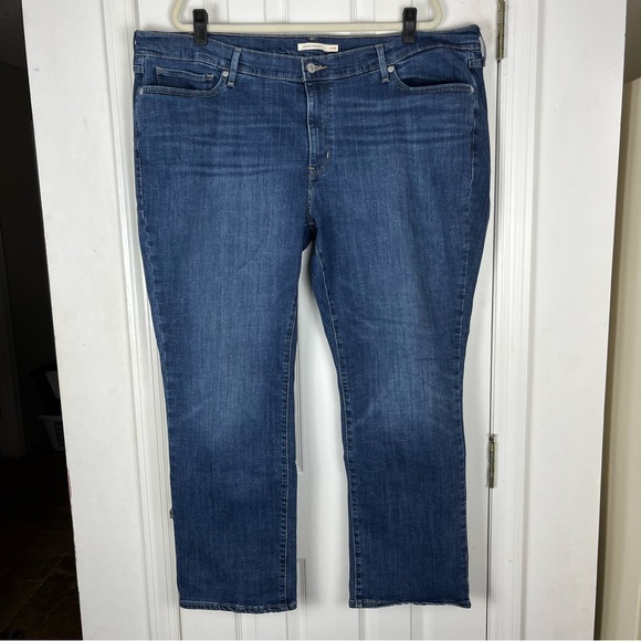 Levi’s Classic Straight Stretch Denim Jeans - Picture 1 of 9